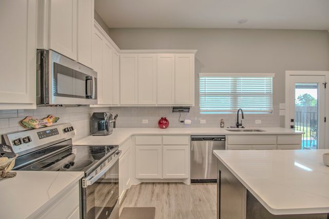 512 Austin Street, Callisburg, TX 76240