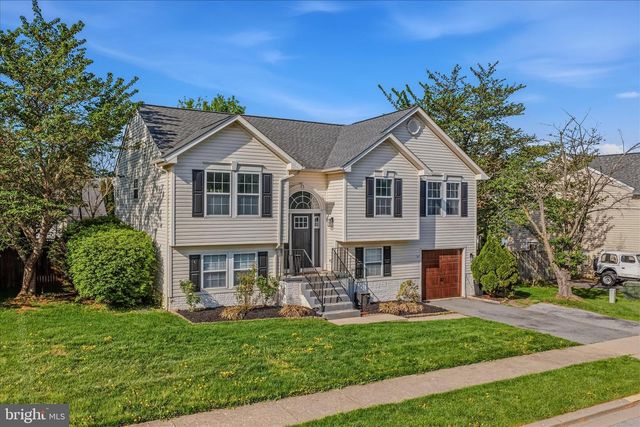 131 NORTHWINDS DR, Charles Town, WV 25414