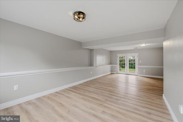 131 NORTHWINDS DR, Charles Town, WV 25414