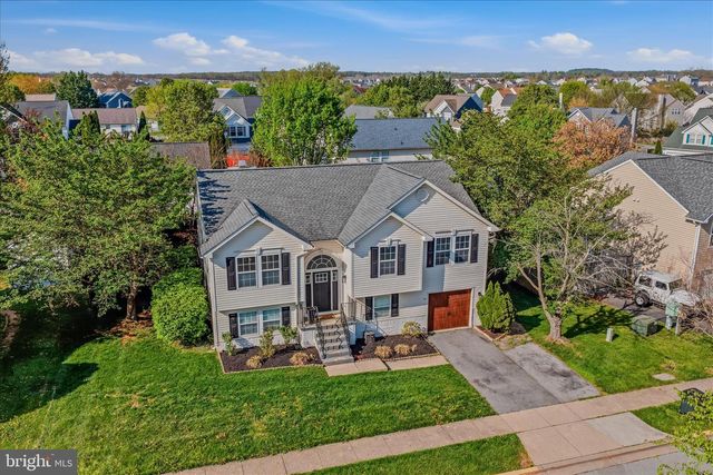 131 NORTHWINDS DR, Charles Town, WV 25414