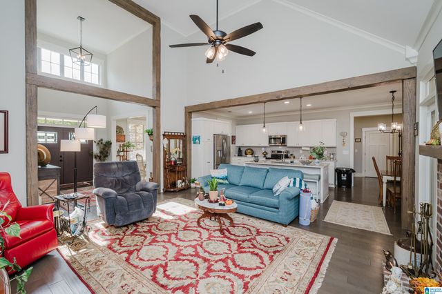 100 GLENSTONE DRIVE, Columbiana, AL 35051