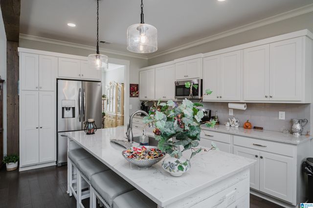 100 GLENSTONE DRIVE, Columbiana, AL 35051