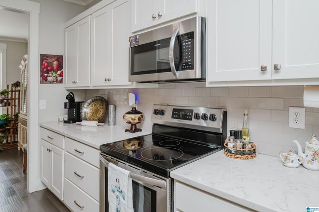 100 GLENSTONE DRIVE, Columbiana, AL 35051