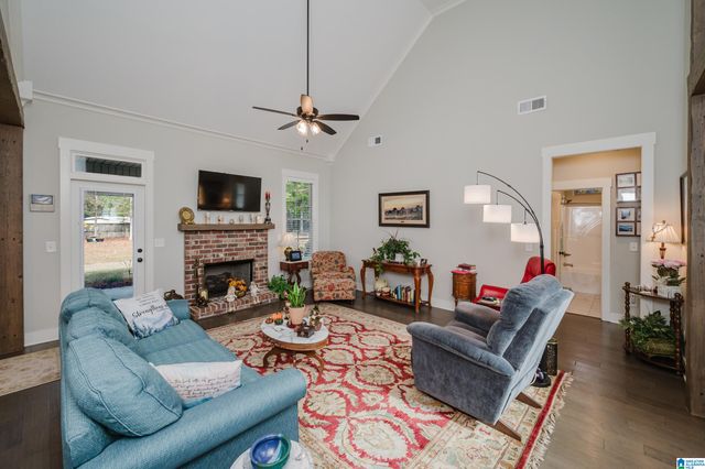 100 GLENSTONE DRIVE, Columbiana, AL 35051