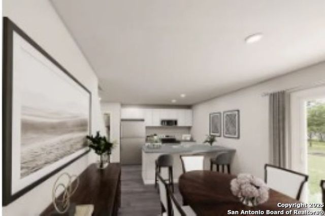 613 Cadena Loop, Kenedy, TX 78119