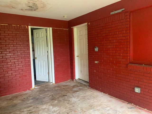 1112 S Pulaski Street, Little Rock, AR 72202