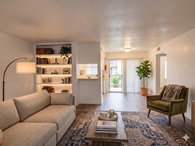9201 Clarewood Drive 307, Houston, TX 77036