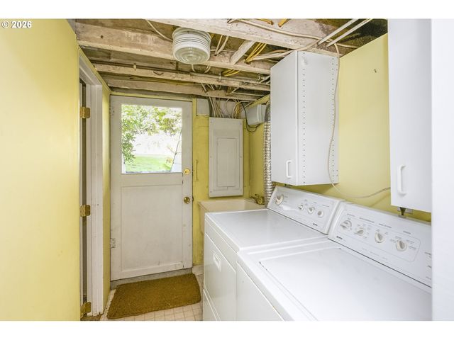 215 Sw Hamilton St, Portland, OR 97239