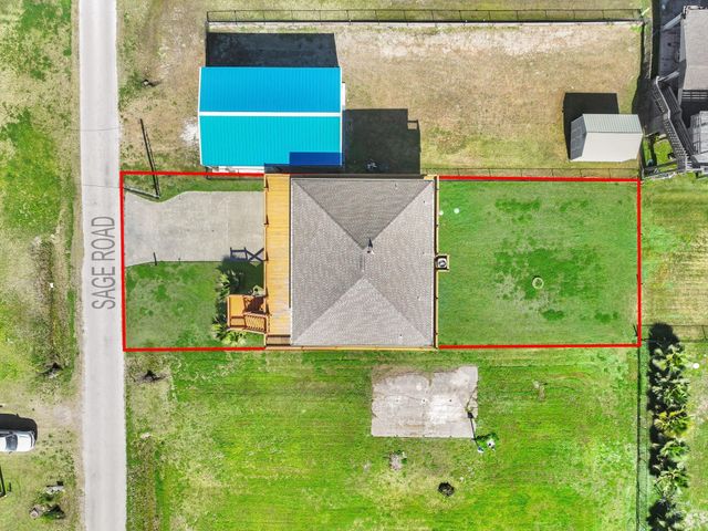 938 S Sage Road, Crystal Beach, TX 77650