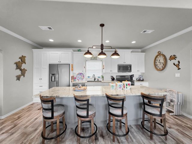938 S Sage Road, Crystal Beach, TX 77650
