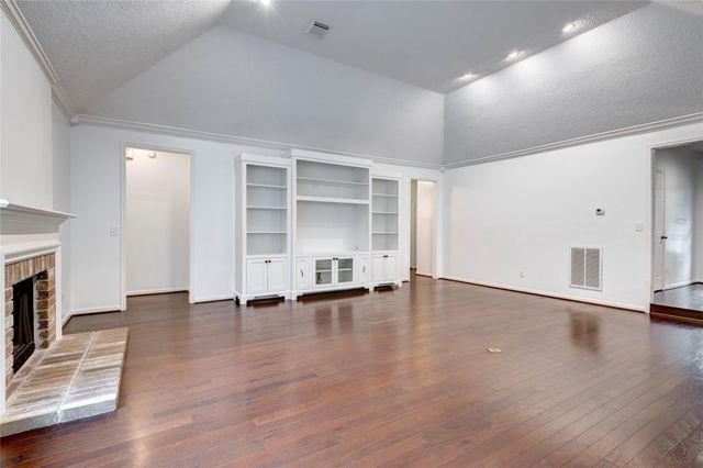 96 E Stony End Place, The Woodlands, TX 77381