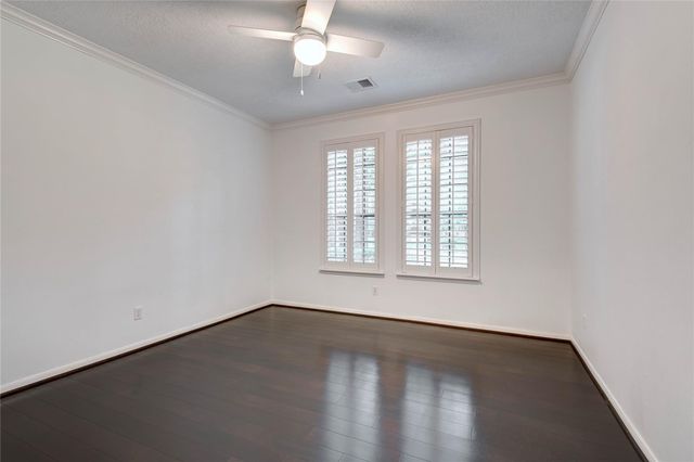 96 E Stony End Place, The Woodlands, TX 77381