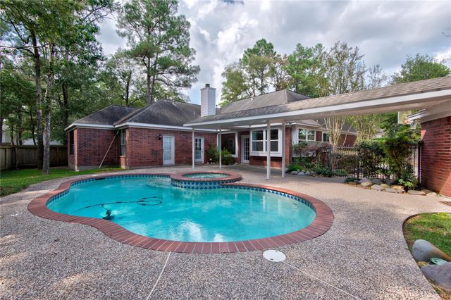 96 E Stony End Place, The Woodlands, TX 77381