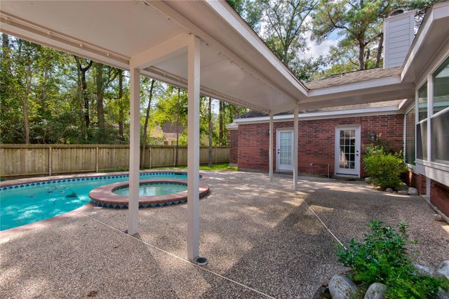 96 E Stony End Place, The Woodlands, TX 77381