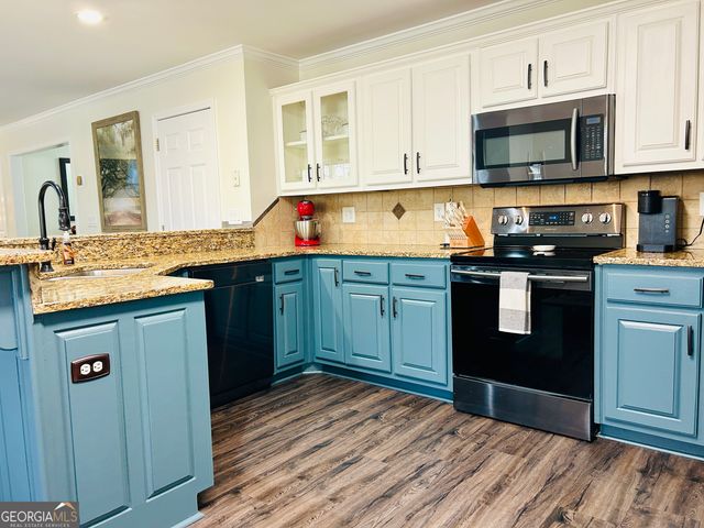 129 Rockwind Way, Demorest, GA 30535