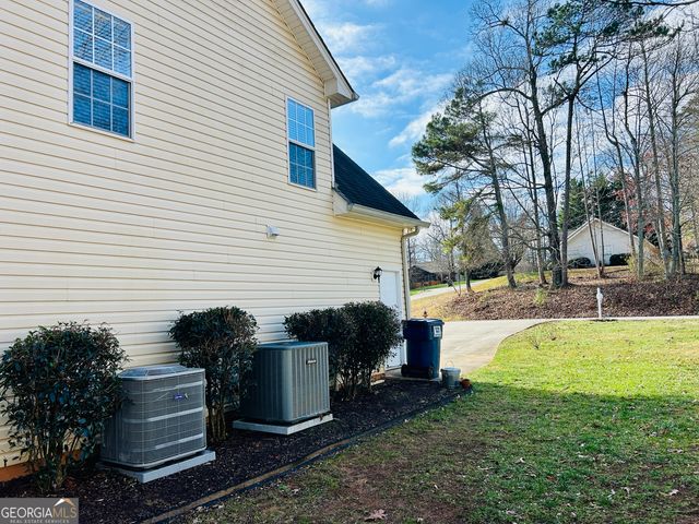 129 Rockwind Way, Demorest, GA 30535