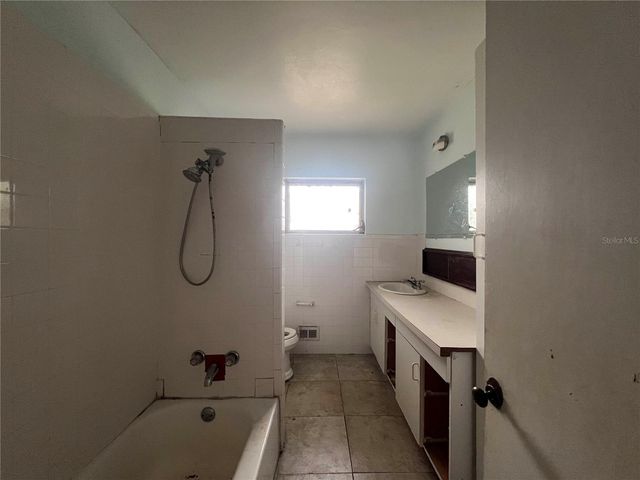 627 SE 24TH STREET, Ocala, FL 34471