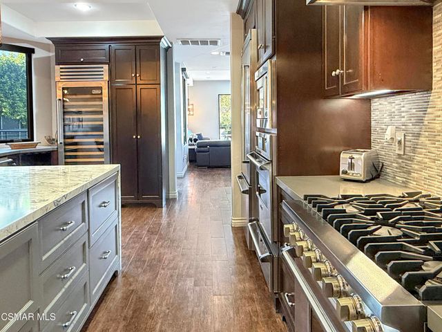 6930 Woodrow Wilson Drive, Los Angeles, CA 90068