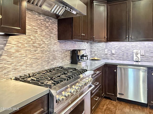 6930 Woodrow Wilson Drive, Los Angeles, CA 90068