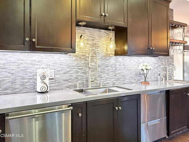 6930 Woodrow Wilson Drive, Los Angeles, CA 90068
