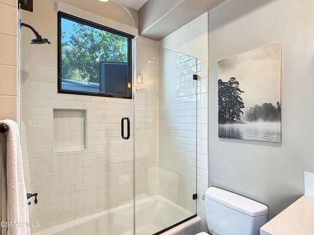 6930 Woodrow Wilson Drive, Los Angeles, CA 90068