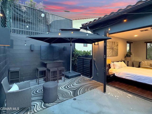 6930 Woodrow Wilson Drive, Los Angeles, CA 90068