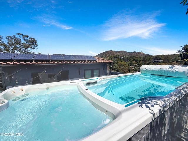 6930 Woodrow Wilson Drive, Los Angeles, CA 90068