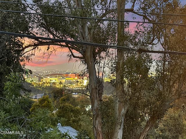 6930 Woodrow Wilson Drive, Los Angeles, CA 90068