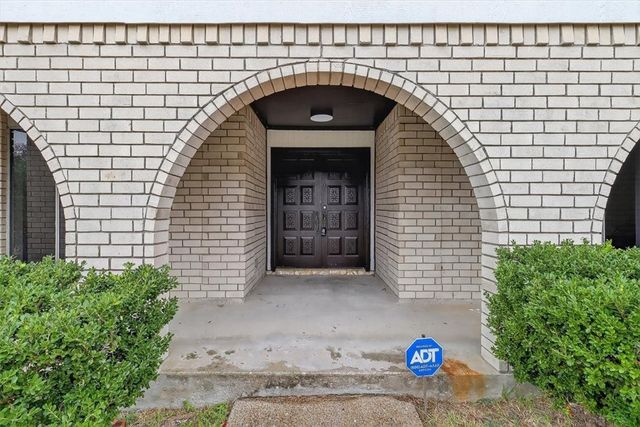 4621 Greensboro Dr, Corpus Christi, TX 78413