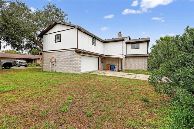 4621 Greensboro Dr, Corpus Christi, TX 78413