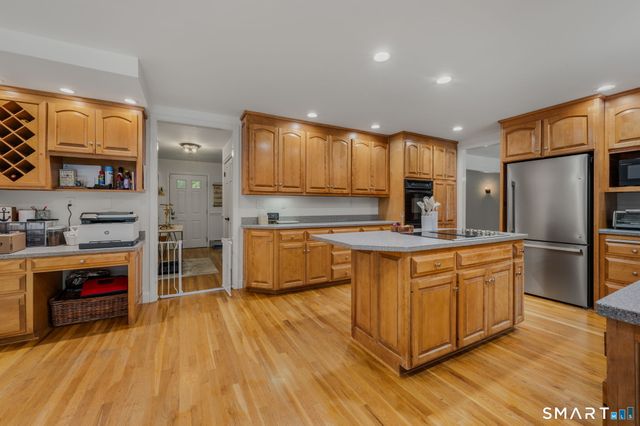 32-B Clark Road, Lyme, CT 06371