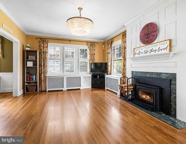 608 RANDOLPH AVE, Fort Washington, PA 19034