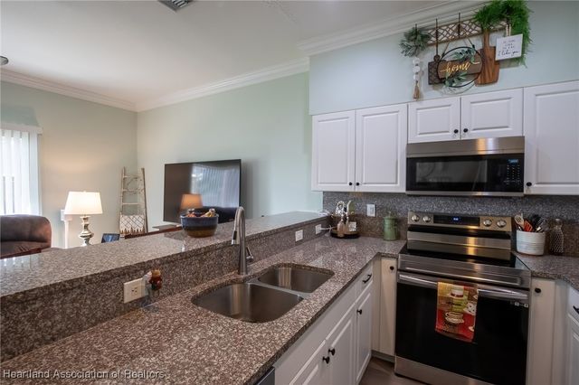 108 New Castle Terrace, Lake Placid, FL 33852