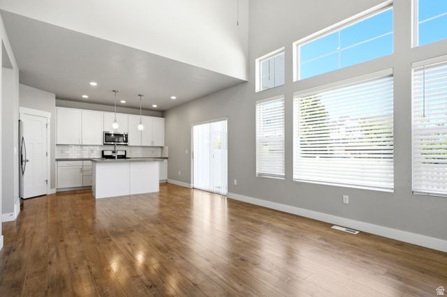 5378 W AUTUMN NIGHT LN, Herriman, UT 84096