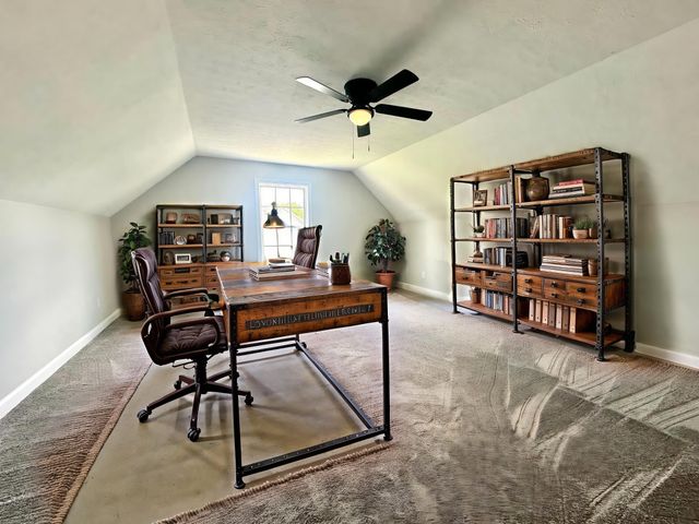 204 Middle Dayle Dr, Portland, TN 37148
