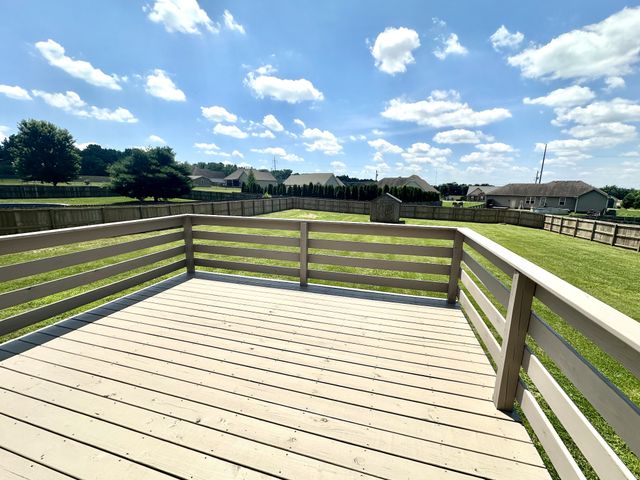 204 Middle Dayle Dr, Portland, TN 37148