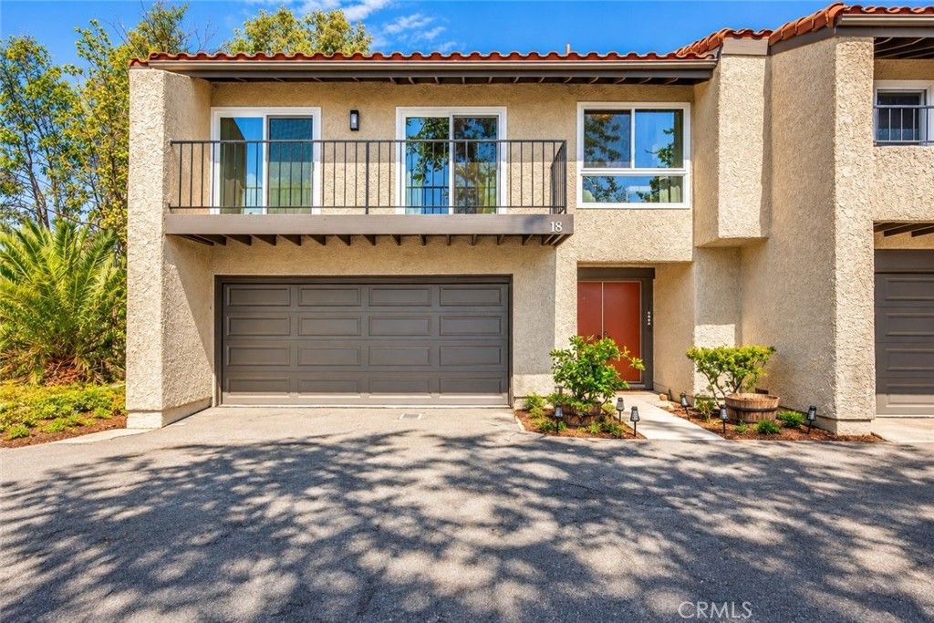 19565 Rinaldi Street 18, Porter Ranch, CA 91326 — photo 2