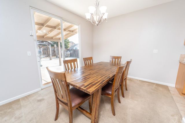 900 Heather, Dinuba, CA 93618