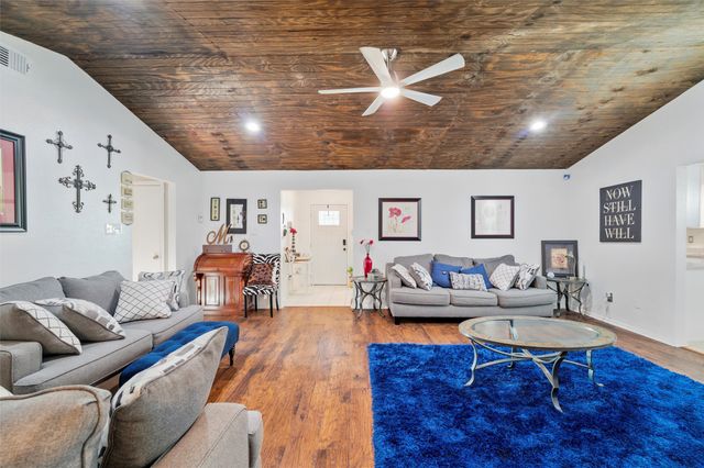 5221 Collingwood Drive, Garland, TX 75043