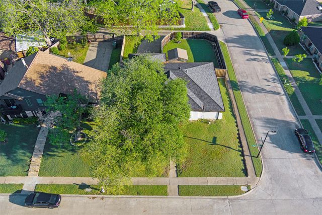 5221 Collingwood Drive, Garland, TX 75043