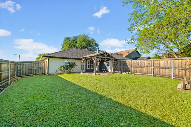 5221 Collingwood Drive, Garland, TX 75043