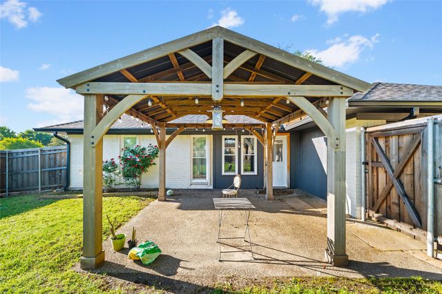 5221 Collingwood Drive, Garland, TX 75043