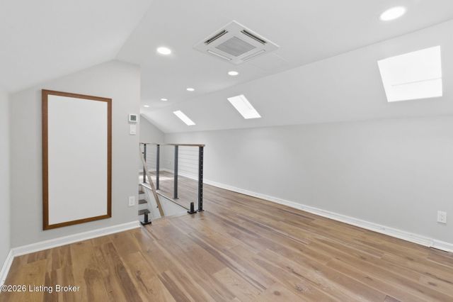 2808 Arlington Rd, Louisville, KY 40220