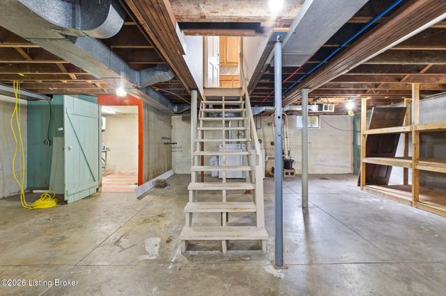 2808 Arlington Rd, Louisville, KY 40220