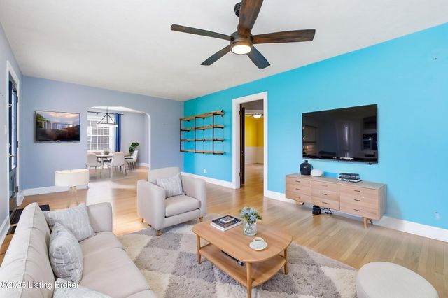 2808 Arlington Rd, Louisville, KY 40220