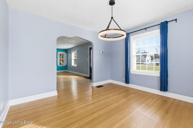 2808 Arlington Rd, Louisville, KY 40220