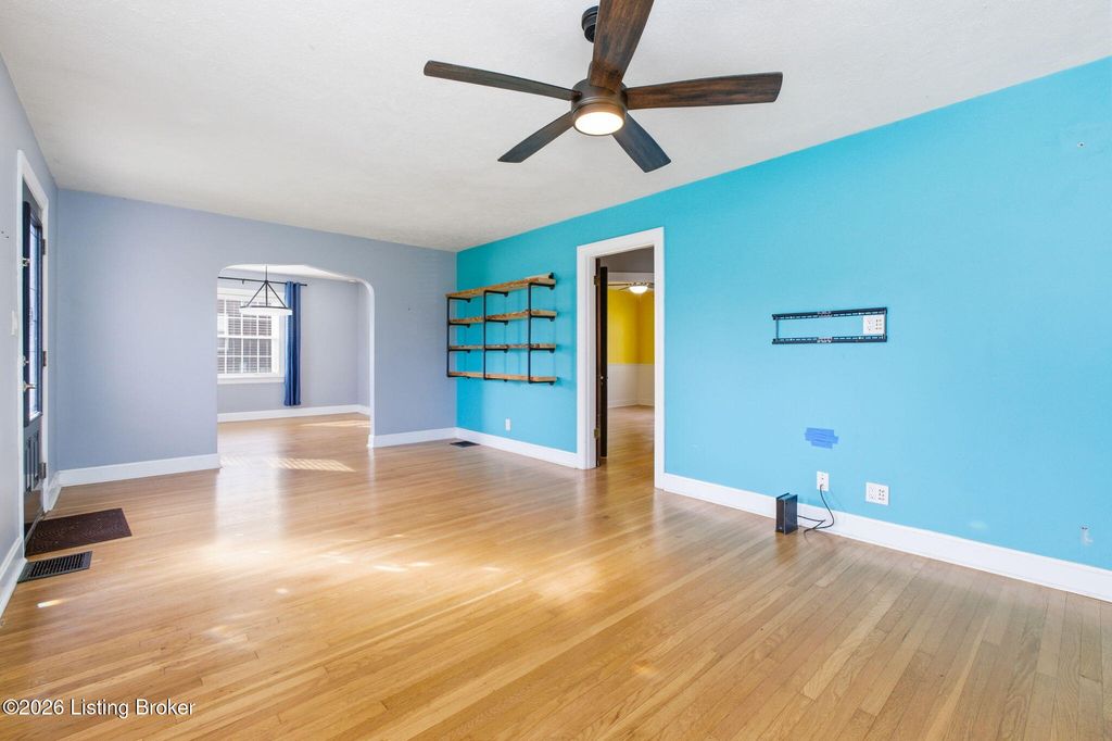 2808 Arlington Rd, Louisville, KY 40220