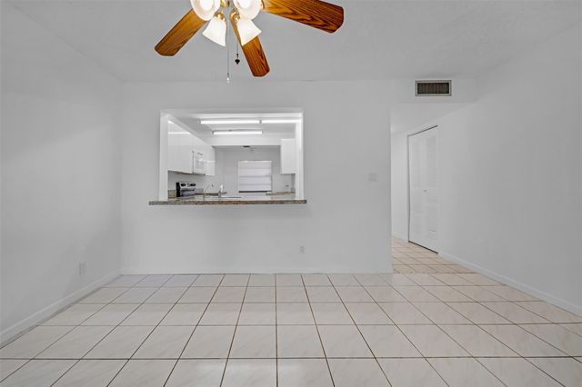 2031 Coral Ridge Dr 208S, Coral Springs, FL 33071