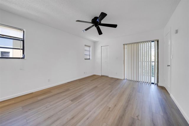 2031 Coral Ridge Dr 208S, Coral Springs, FL 33071