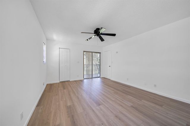 2031 Coral Ridge Dr 208S, Coral Springs, FL 33071